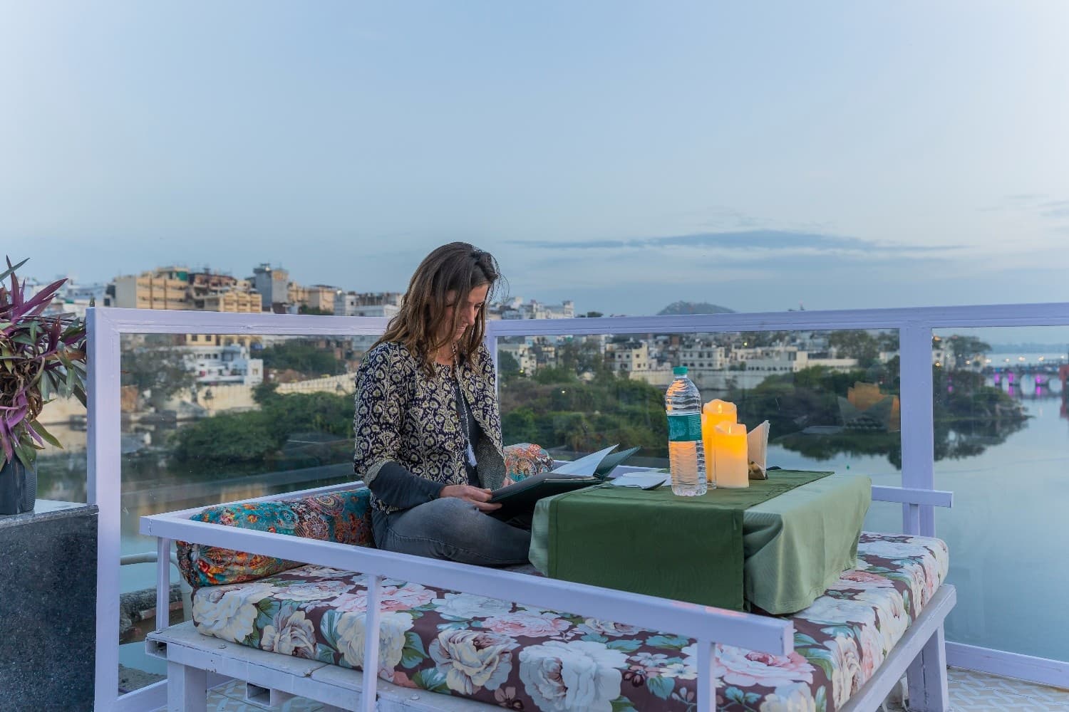 Lakeside Dining at Hotel Natural
